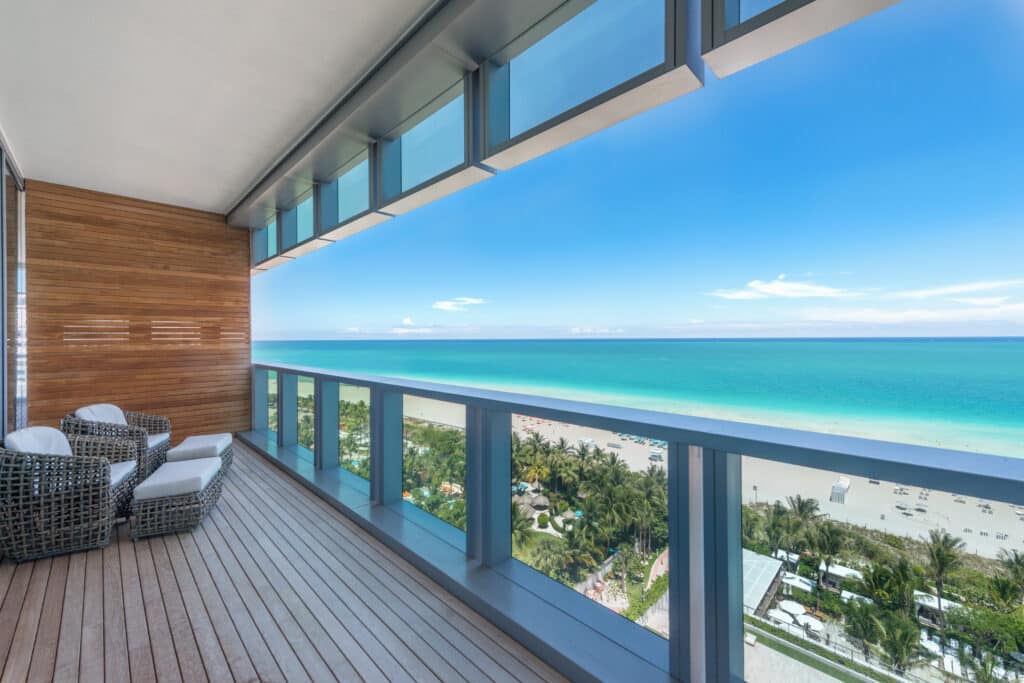 Luxury Rentals Miami Beach venue photograph.